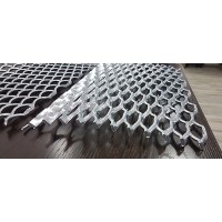 Лист стальной оцинкованный просечно-вытяжной ПВЛ 408 4x1000x3000 мм Ст3 ТУ 5262-001-57099372-2004