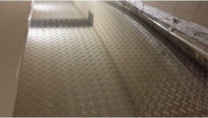 лист стальной рифленый квинтет 1,2 мм 09Г2С купить в Ростове-на-Дону