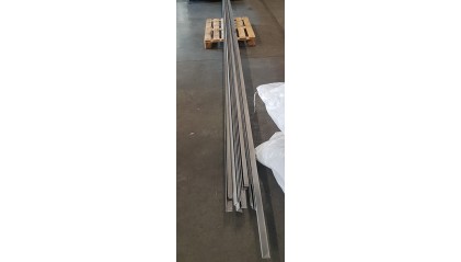 Уголок нержавеющий 20x20x3 мм 08ХГСДП фото уголок нержавеющий 20x20x3 мм 08ХГСДП купить в Ростове-на-Дону