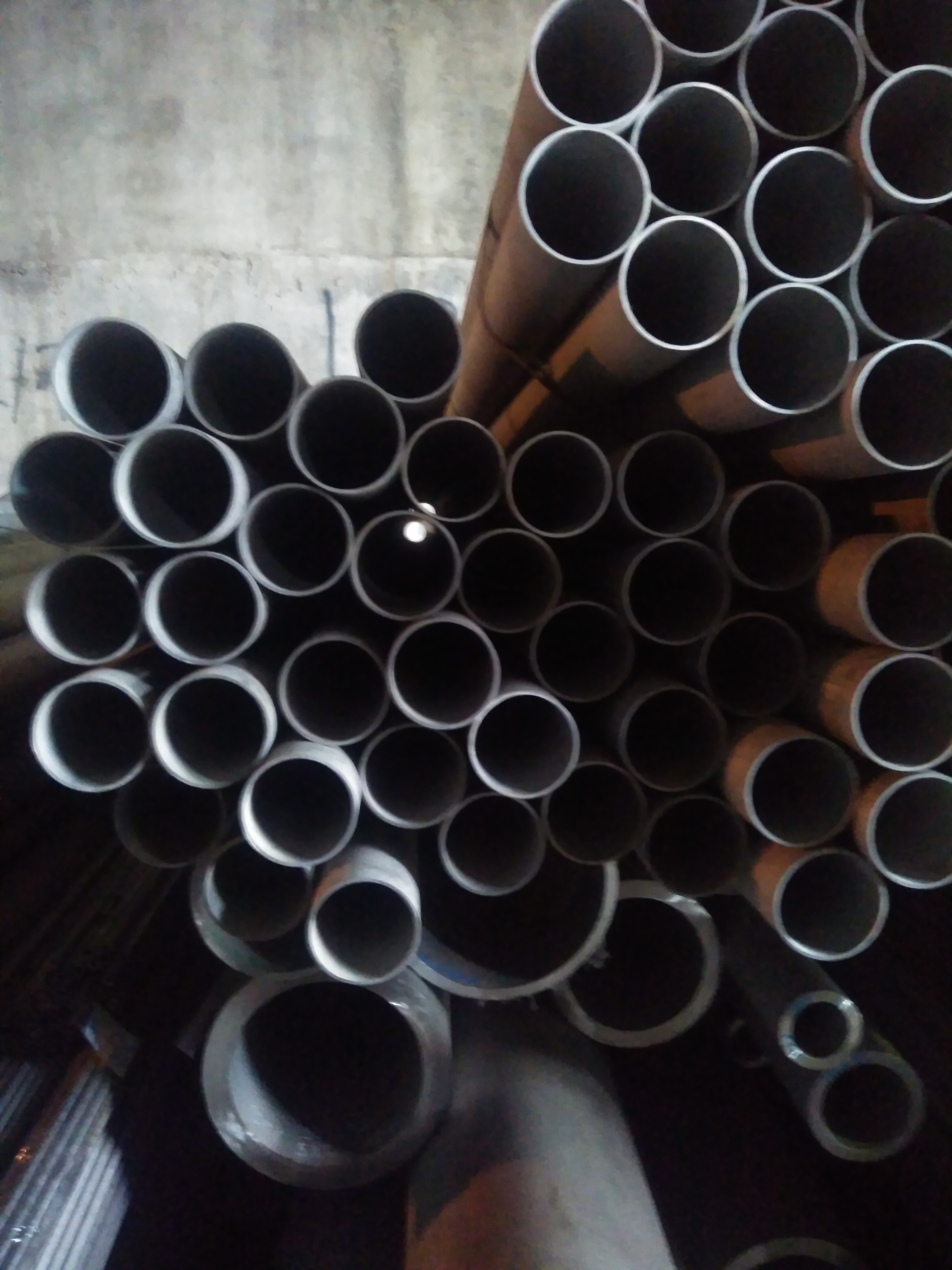 Трубы бесшовные стальные Ростове-на-Дону